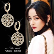Korean style fashion bronze embed Zirconium hollow flowers concise temperament personality buckle circle