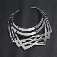 ( Silver)Metal textured multilayerV clavicle chain exaggerating woman Collar  Metal necklace
