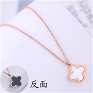 fine Korean style fashion rose gold titanium steelOL sweet four clover personality necklace