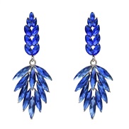 ( blue)luxurious crystal earrings  occidental style same style earring  Street Snap fashion arring