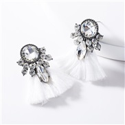 ( white) occidental style exaggerating Acrylic diamond tassel earrings woman retro temperament Bohemia ethnic style
