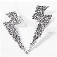 ( Silver)fashion creative Alloy diamond diamond earrings woman occidental style exaggerating personality claw chain