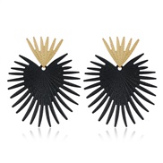 ( black)occidental style temperament Metal earrings  fashion exaggerating Irregular gilded ear stud
