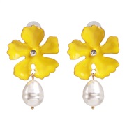 ( yellow)Korean style beautiful Pearl earrings small fresh classic flowers earring crafts