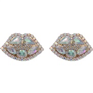 (AB color) embed fully-jewelled lips earrings occidental style exaggerating summer creative