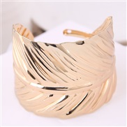 occidental style trend  Metal concise leaves personality opening bangle