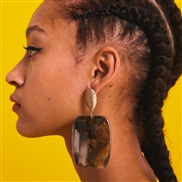  original occidental style wind geometry earrings high-end pattern Acrylic ear stud