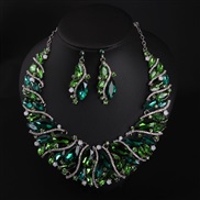 ( green)  occidental style exaggerating luxurious crystal necklace earrings set bride banquet woman