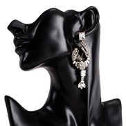 ( white)occidental style exaggerating Modeling Acrylic diamond earrings woman retro fashion personality Earring