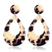 ( brown)creative fashion all-Purpose arring  occidental style wind exaggerating geometry drop Acetate sheet earrings wom