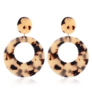 ( brown)Acrylic Acetate sheet earrings woman occidental style retro personality earring woman temperament arring