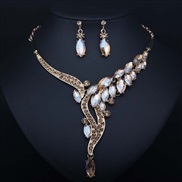 ( champagne)occidental style fashion brief crystal gem necklace earrings set banquet