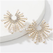 ( Gold)earrings Alloy diamond embed Pearl sun flower earrings woman occidental style Earring