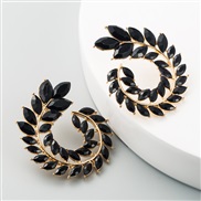 ( black)occidental style heart-shaped Alloy embed colorful diamond retro temperament exaggerating earrings woman Korean 