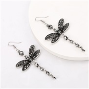 ( black)apan and Korea small fresh fashion creative Rhinestone diamond earring earrings woman occidental style personali