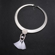(+ white)Collar  occidental style  punk wind Metal snake chain tassel necklace woman  trend clavicle chain