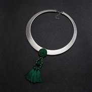 (+ green)Collar  occidental style  punk wind Metal snake chain tassel necklace woman  trend clavicle chain