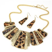 occidental style fashion  Metal  leopard concise geometry Modeling temperament short style necklace  earrings  set