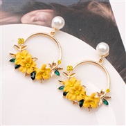 ( yellow)Korean styleins same style flowers ear stud sweet Pearl earrings woman