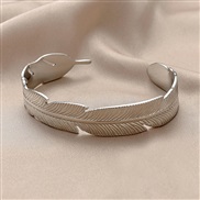 (y ) fashion brief stainless steel eaf feather opening bangle trend titanium steel punk Rock