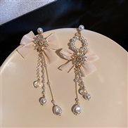 ( Silver needle rice white)silver Pearl crystal bow tassel asymmetry earrings exaggerating earring sweet Earring
