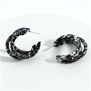 ( black)Korea big Double layer Metal earrings  samll Metal arring woman