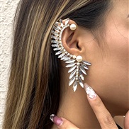 ( white)occidental style fashion star Street Snap same style exaggerating Alloy diamond Acrylic gem leaves big earrings