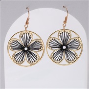 (EZ heise)small fresh chrysanthemum weave tassel earrings  Bohemia ethnic style Earring