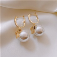 ( Silver needle  whitePearl )silver Pearl earrings woman retro samll bow temperament earring arring