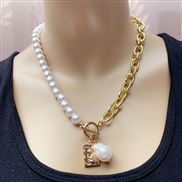 ( GoldPearl   necklace)ins temperament layer PearlO buckle necklace  occidental style brief necklace clavicle chain woma