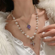 ( necklace white)Pearl Rhinestone love cross necklace Korea fashion personality chain elegant temperament clavicle chain