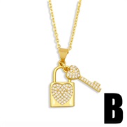 (B)occidental style creative fashion diamond necklace woman  retro all-Purpose keylock head sweater chainnkt