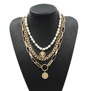 animal retro gold pendant woman multilayer clavicle chain high occidental style Pearl necklace woman