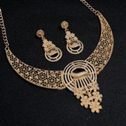 ( Gold)occidental style exaggerating fashion brief hollow flowers pattern necklace earrings set Alloy