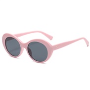 ( purple frame  Black grey  Lens )fashon occdental style sunglass woman trend ant-ultravolet sunglass Sunglasses