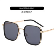 ( gold frame  gray  Lens ) Metal fashion sunglassns Outdoor sunglass trend gold Sunglasses