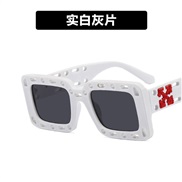 ( while  gray  Lens )square hollow sunglass square Sunglasses man sunglass woman style