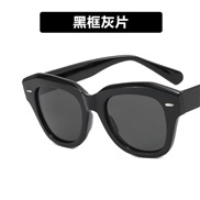 ( Black frame  gray  Lens ) Rice nail sunglass occidental style sunglass anti-ultraviolet Sunglasses