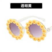 ( transparent)ns small fresh daisy children sunglass woman anti-ultraviolet fashion lovely Sunglasses
