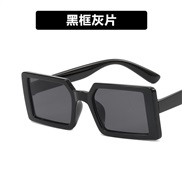 ( Black frame  gray  Lens )Korea chldren sunglass man woman retro personalty square Sunglasses ant-ultravolet