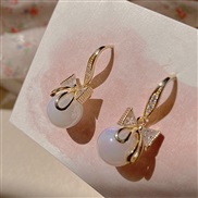 (EHgold  ) color Pearl bow earrings high temperament samll ear stud embed woman