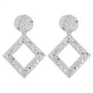 ( White K)occidental style earring  exaggerating Metal wind earrings square retro geometry pattern arring
