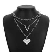 ( White K) exaggerating geometry love chain  imitate Pearl Rhinestone embedV Word punk necklace