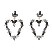 ( black)earrings Alloy diamond Rhinestone heart-shaped earrings woman occidental style exaggerating colorful diamond ea