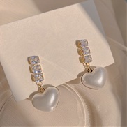 (EHgold   Silver needle) zircon love earrings woman samll fashion personality high ear stud elegant