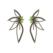 (Ligh green +green )occidental style fashion colorful diamond Alloy earrings exaggerating flash diamond leaf flowers pe