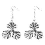 ( Silver)fashion briefins wind Alloy three leaves flowers occidental style retro earrings woman