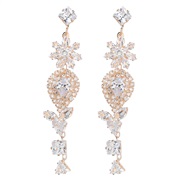 ( Gold)super fashionins Alloy diamond flowers geometry zircon earrings occidental style exaggerating fully-jewelled su