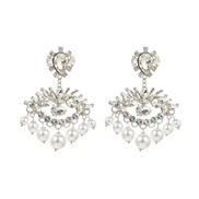 ( white)occidental style creative trend geometry exaggerating Rhinestone earrings woman personalityins Pearl earring Ea