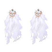 ( white)occidental style exaggerating Alloy diamond flowers long style feather tassel earrings woman trend Bohemia Earr